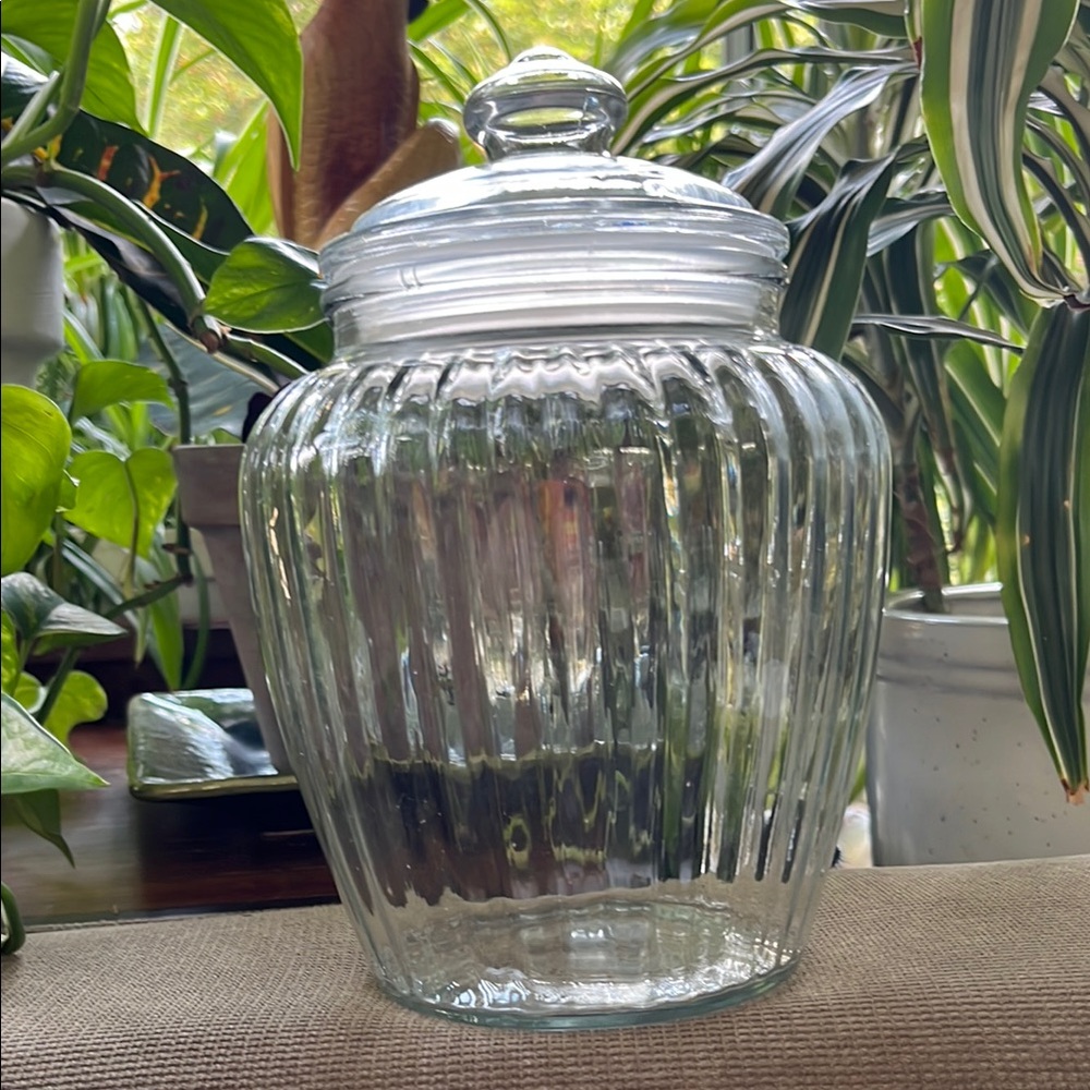 Anchor Hocking Ribbed Bubble Glass Storage Jar - Picture 2 of 5